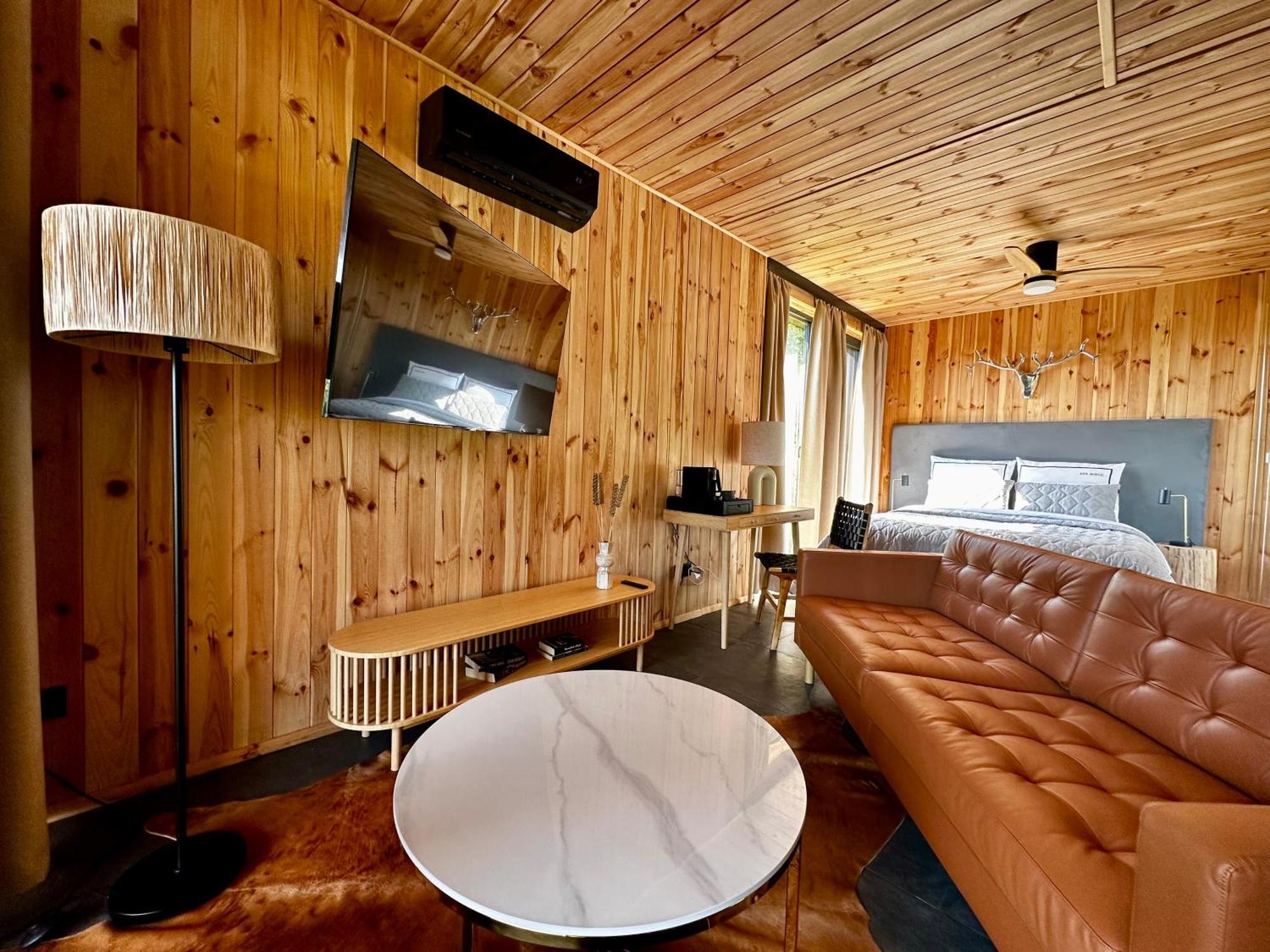 Brown Deer - Z Sauna Na Tarasie, Jacuzzi I Widokiem Na Gory - By Deer Hills Luxury Apartments Kocon Bagian luar foto