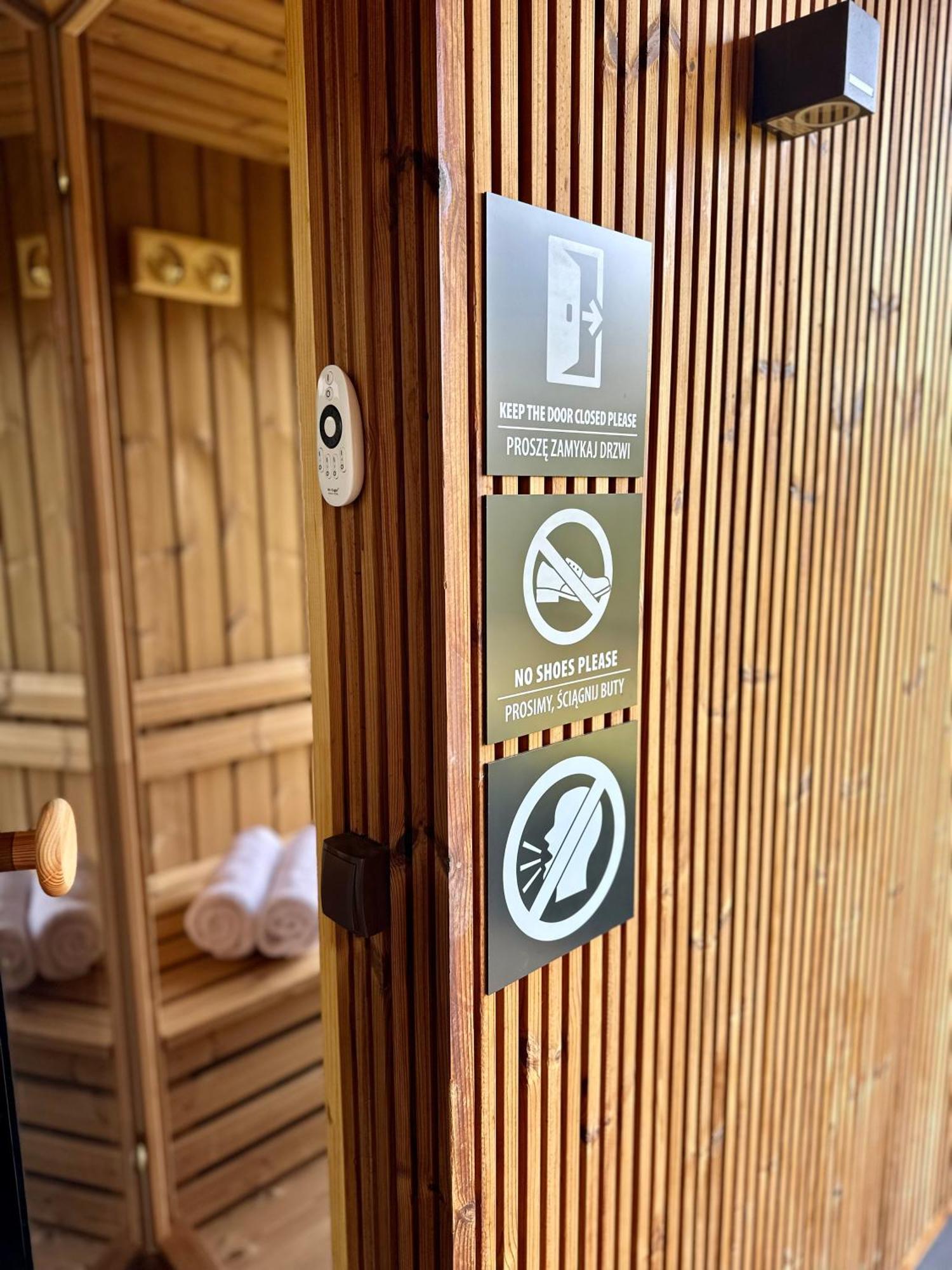 Brown Deer - Z Sauna Na Tarasie, Jacuzzi I Widokiem Na Gory - By Deer Hills Luxury Apartments Kocon Bagian luar foto