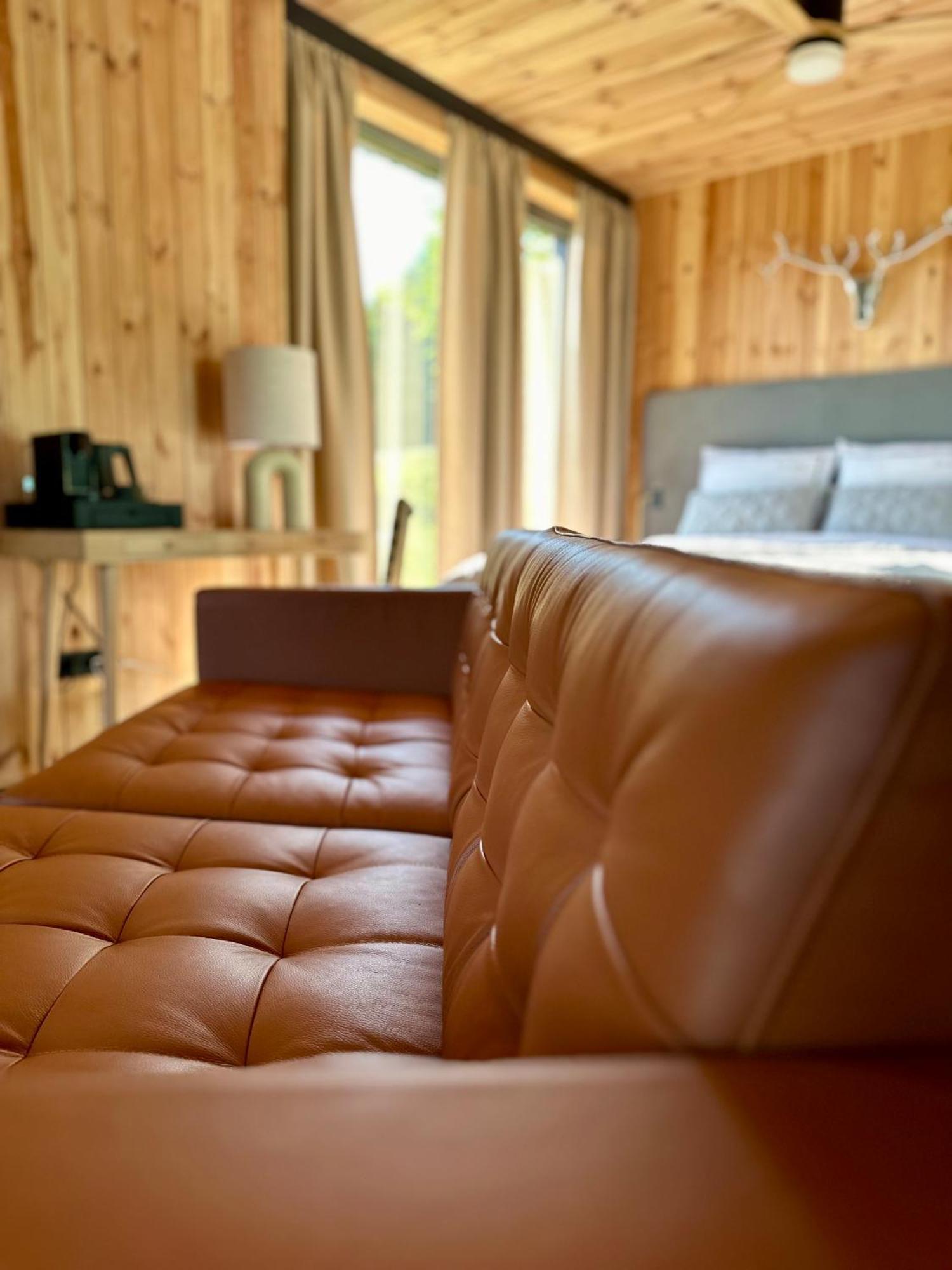 Brown Deer - Z Sauna Na Tarasie, Jacuzzi I Widokiem Na Gory - By Deer Hills Luxury Apartments Kocon Bagian luar foto
